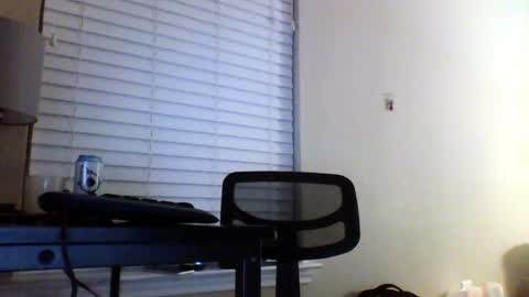 Snapshot of cooldude122222 chatting on December 25, 9:34 am cooldude122222 online show from December 25, 9:34 am