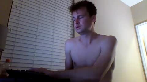 Snapshot of cooldude122222 chatting on January 3, 6:01 am cooldude122222 online show from January 3, 6:01 am