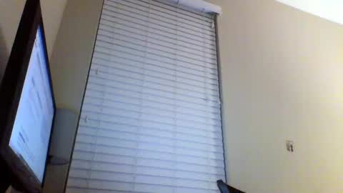 Snapshot of cooldude122222 chatting on January 29, 12:24 pm cooldude122222 online show from January 29, 12:24 pm