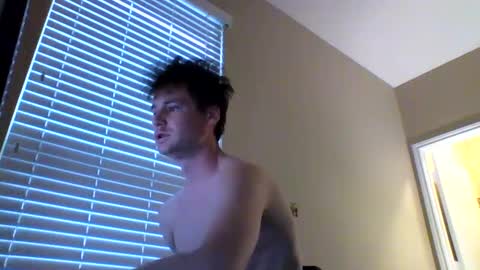 Snapshot of cooldude122222 chatting on February 11, 3:18 pm cooldude122222 online show from February 11, 3:18 pm