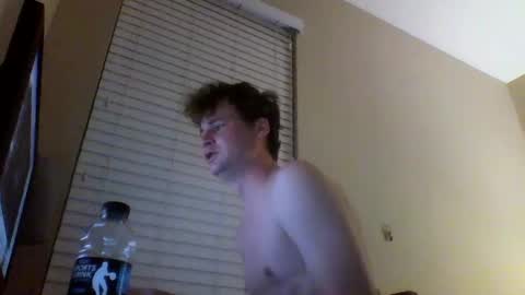 Snapshot of cooldude122222 chatting on March 11, 9:45 am cooldude122222 online show from March 11, 9:45 am