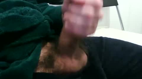 Snapshot of coolhairy chatting on December 4, 1:25 am coolhairy online show from December 4, 1:25 am