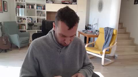 Snapshot of coolnerdguy79 chatting on December 14, 11:15 am coolnerdguy79 online show from December 14, 11:15 am