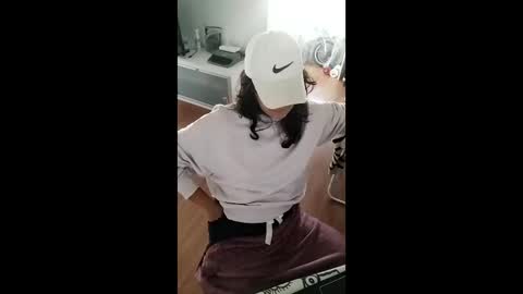 Cootie pinklips online show from December 5, 1:31 pm