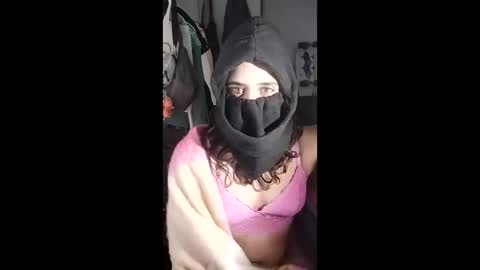 Cootie pinklips online show from December 15, 11:14 am