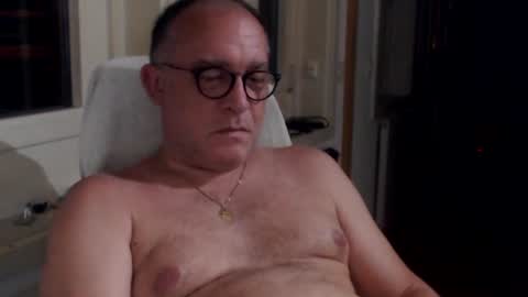 Snapshot of coquin369 chatting on June 26, 8:13 pm Coquin369 online show from June 26, 8:13 pm