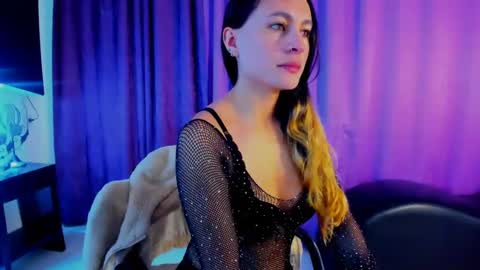 Coral  online show from January 31, 12:07 pm