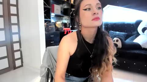 Coral  online show from October 22, 2:28 pm