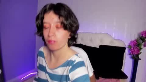 Snapshot of coralandocean chatting on December 3, 1:20 pm Coral and Ocean online show from December 3, 1:20 pm