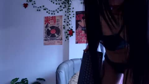 Snapshot of coraliebronson chatting on July 4, 10:27 pm Coralie Bronson online show from July 4, 10:27 pm