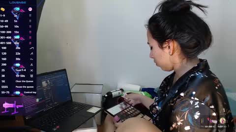 Snapshot of coraline2911 chatting on February 26, 10:58 am coraline2911 online show from February 26, 10:58 am