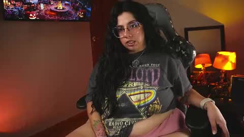 Snapshot of coraline_latin chatting on October 22, 11:04 pm Coraline online show from October 22, 11:04 pm