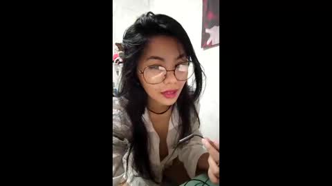 Snapshot of coralinebane chatting on March 12, 8:15 pm coralinebane online show from March 12, 8:15 pm