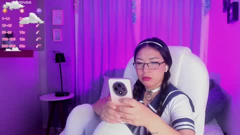 Coral Stefani online show from February 4, 8:35 am