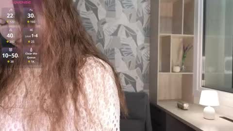 Snapshot of cordiacower chatting on November 28, 1:19 am Leya online show from November 28, 1:19 am