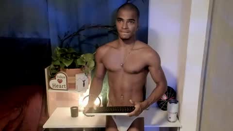 Snapshot of coreyglover chatting on April 19, 9:30 am CoreyGlover online show from April 19, 9:30 am