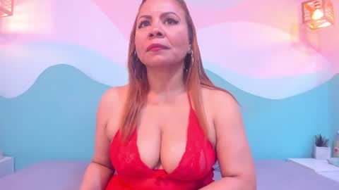 Snapshot of corina_taylor12 chatting on June 20, 12:30 pm corina_taylor12 online show from June 20, 12:30 pm