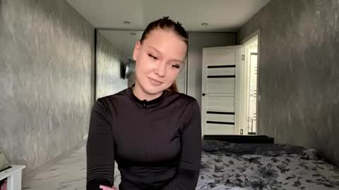 Kiki online show from May 13, 11:29 am