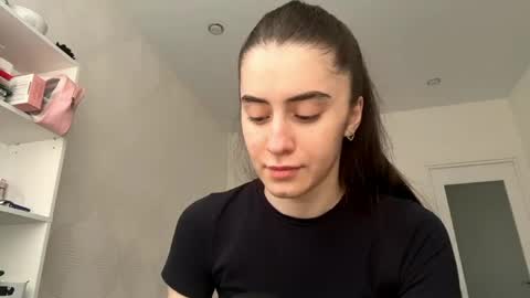Snapshot of corneliakonstantinidi chatting on June 6, 1:16 pm corneliakonstantinidi online show from June 6, 1:16 pm