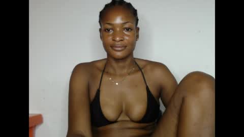 Snapshot of cornxslut chatting on May 16, 9:13 pm cornxslut online show from May 16, 9:13 pm