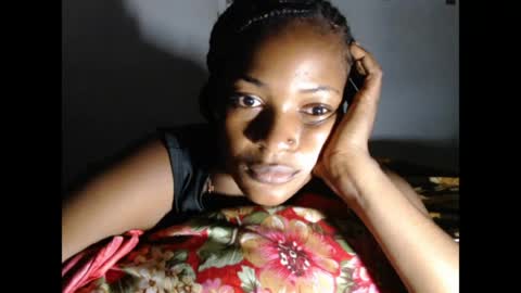 Snapshot of cornxslut chatting on June 8, 2:01 am cornxslut online show from June 8, 2:01 am