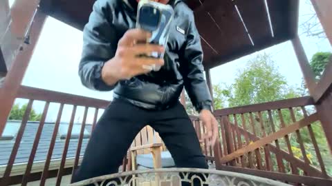 Snapshot of coronelking chatting on December 27, 12:39 am coronelking online show from December 27, 12:39 am