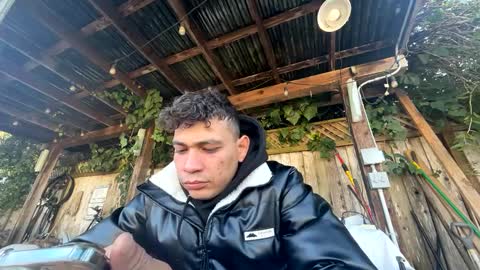 Snapshot of coronelking chatting on January 11, 10:40 pm coronelking online show from January 11, 10:40 pm