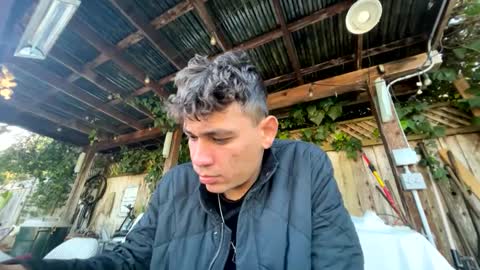 Snapshot of coronelking chatting on January 17, 11:07 pm coronelking online show from January 17, 11:07 pm