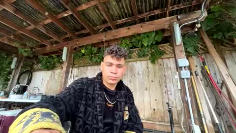 Snapshot of coronelking chatting on October 21, 7:36 pm coronelking online show from October 21, 7:36 pm