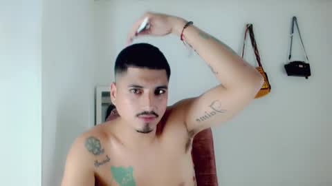 Snapshot of corsocanaxxx chatting on November 25, 7:58 pm corsocanaxxx online show from November 25, 7:58 pm