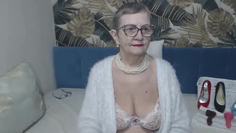 corssika online show from February 8, 12:19 pm