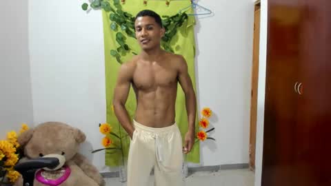 Ethan  online show from February 3, 2:58 am