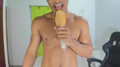 Ethan  online show from April 30, 5:52 pm
