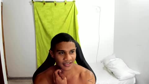 Snapshot of corzoethan chatting on July 14, 12:24 am Ethan online show from July 14, 12:24 am