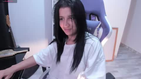 Snapshot of cositarika__ chatting on July 5, 11:56 pm Lunita online show from July 5, 11:56 pm