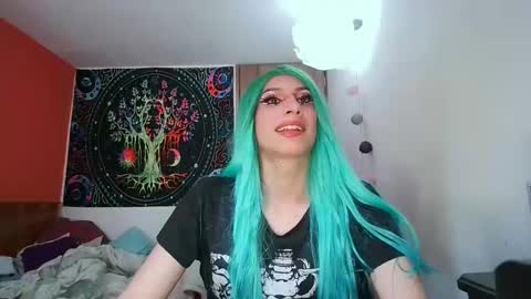 Snapshot of cosmic_crystal chatting on February 10, 8:31 pm cosmic_crystal online show from February 10, 8:31 pm