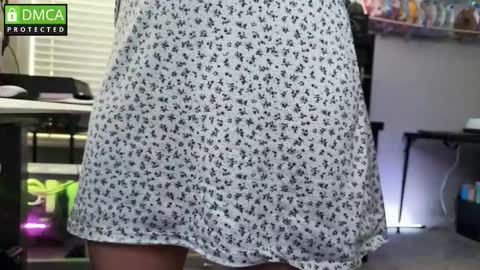 BrittanyRose online show from March 4, 2:45 pm