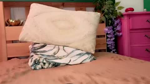 Lydia online show from June 20, 5:05 pm