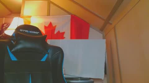 Snapshot of cosmicjones88 chatting on March 1, 6:24 am cosmicjones88 online show from March 1, 6:24 am