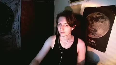 Snapshot of cosmonudes chatting on May 17, 4:47 pm Barry online show from May 17, 4:47 pm