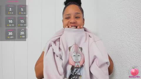 Snapshot of cottoncandy8324 chatting on December 3, 10:29 pm Ruby online show from December 3, 10:29 pm