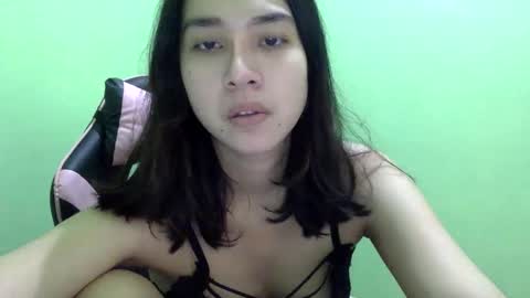 Liz Gwyneth Charlota online show from April 24, 3:31 am