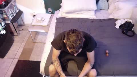 Corey online show from October 26, 6:58 pm