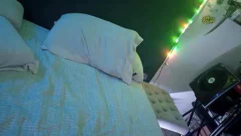 Corey online show from December 1, 7:19 pm