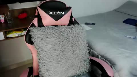 Emma steffano fraggacci online show from November 17, 5:46 am