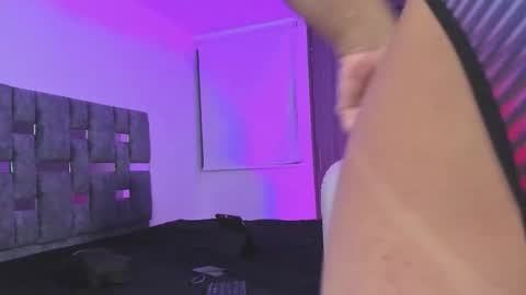 Tommy online show from December 15, 4:06 am