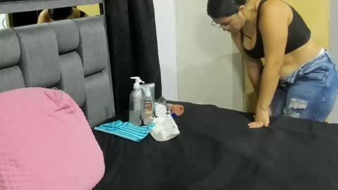 Andrea and Scott online show from March 3, 7:43 am