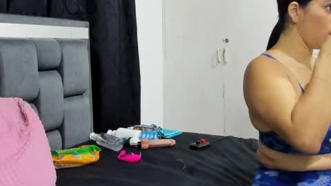 Andrea and Scott online show from March 5, 9:27 am