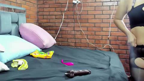 Andrea and Scott online show from October 2, 9:16 am