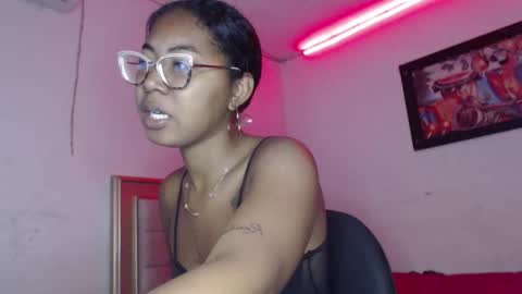 couple_hot0240129 online show from February 7, 1:04 pm